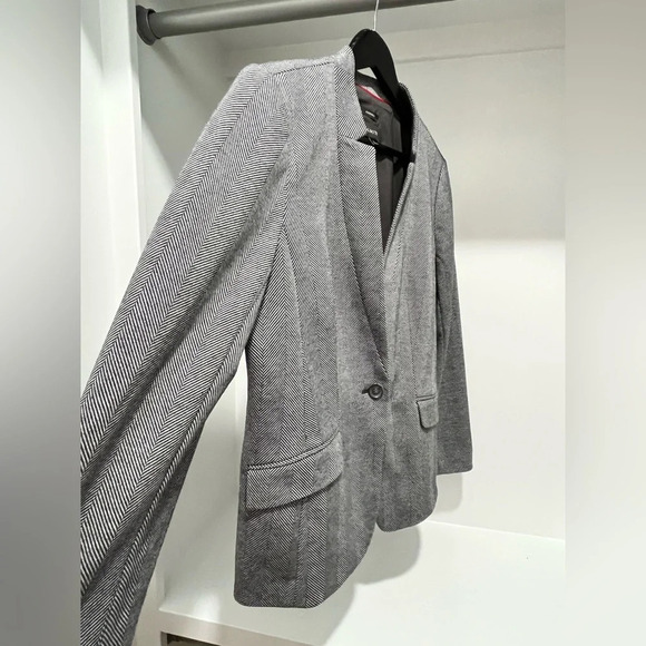 Talbots Women’s Aberdeen Classic Herringbone Blazer Size 12 new without tags - Picture 3 of 12